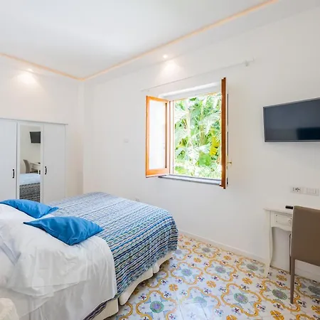 Alimede Positano